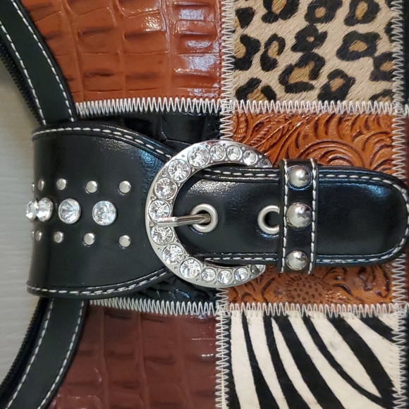 Ladies leather shoulder purse - Picture 4 of 9